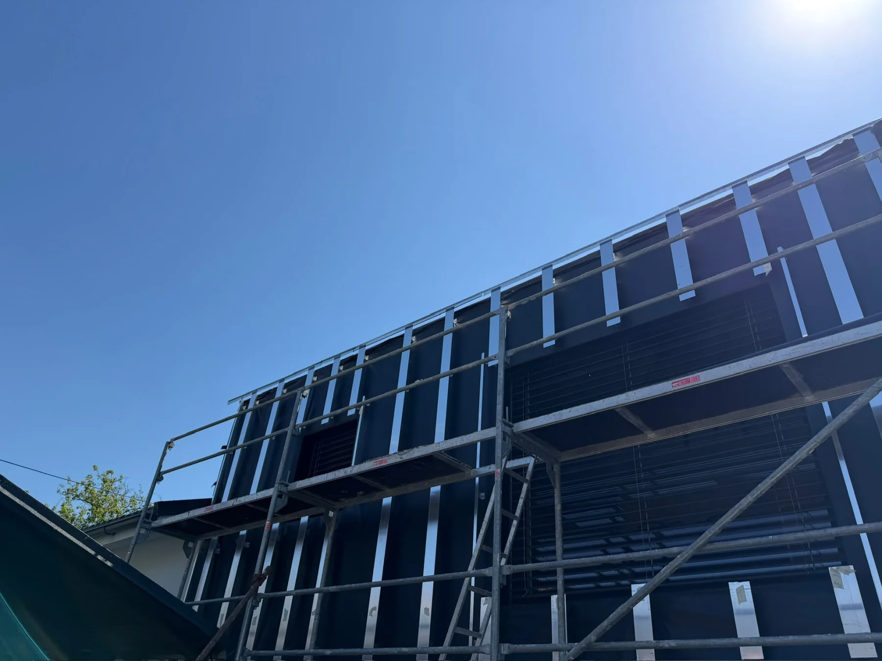 Montaža prezračevane fasade Vuma Install