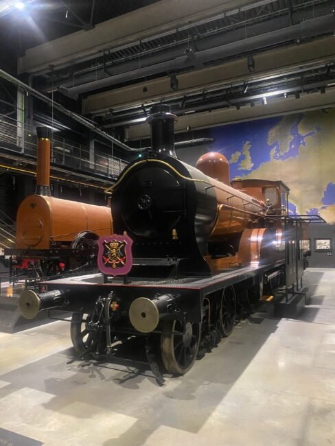 Servis zgodovinske lokomotive – Bruselj (Belgija)
