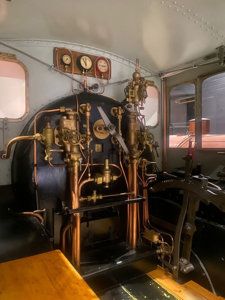 WhatsApp Image 2025-09-01 at 11.44.38